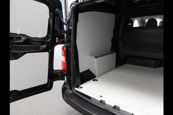Peugeot Expert 180pk Automaat Long L3 Premium Dubbele Cabine Trekhaak Navigatie Apple Carplay Cruise control Airco