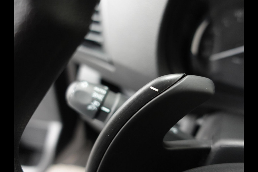 Peugeot Expert 180pk Automaat Long L3 Premium Dubbele Cabine Trekhaak Navigatie Apple Carplay Cruise control Airco