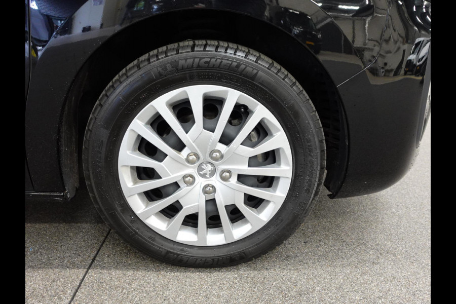 Peugeot Expert 180pk Automaat Long L3 Premium Dubbele Cabine Trekhaak Navigatie Apple Carplay Cruise control Airco