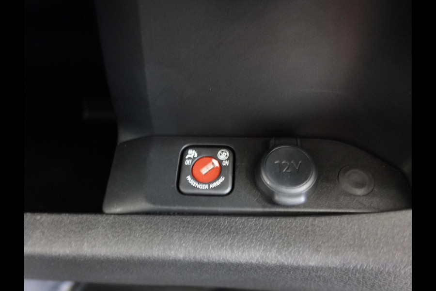 Peugeot Expert 180pk Automaat Long L3 Premium Dubbele Cabine Trekhaak Navigatie Apple Carplay Cruise control Airco