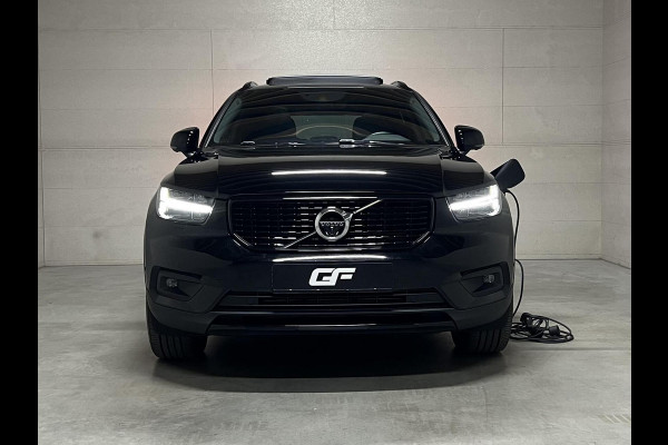 Volvo XC40 1.5 T5 Recharge R-Design Pano H/K 360° ACC Autopilot Volvo XC40 1.5 T5 Recharge R-Design Pano H/K 360° ACC Autopilot