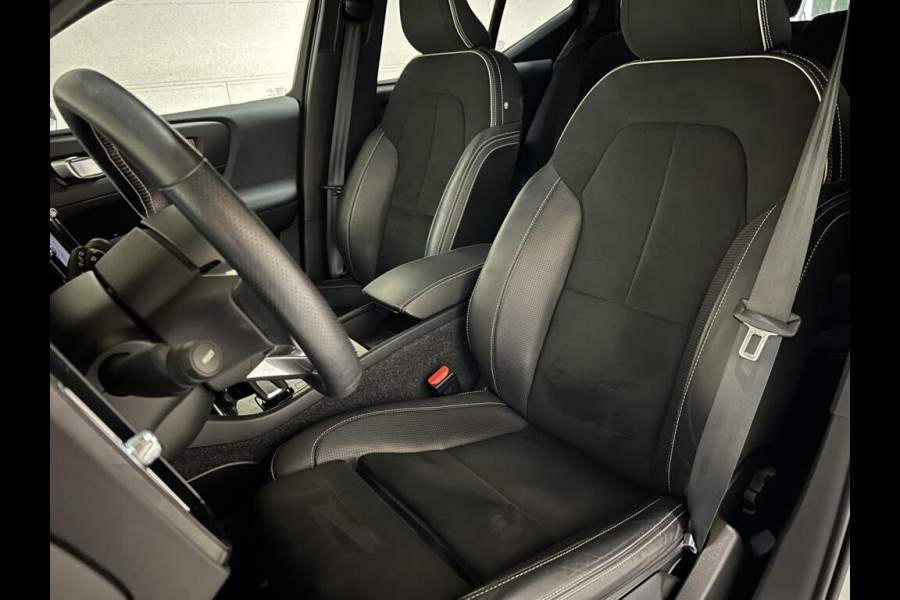 Volvo XC40 1.5 T5 Recharge R-Design Pano H/K 360° ACC Autopilot Volvo XC40 1.5 T5 Recharge R-Design Pano H/K 360° ACC Autopilot