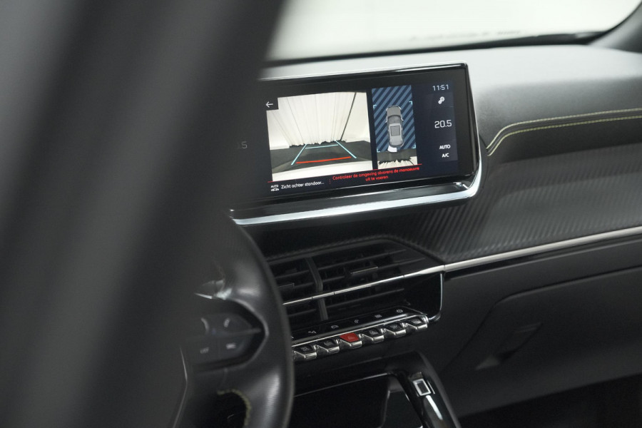Peugeot 2008 PureTech 130 GT-Line | Camera | Adaptieve Cruise Control | Allseason Banden | Navigatie Peugeot 2008 PureTech 130 GT-Line | Camera | Adaptieve Cruise Control | Allseason Banden | Navigatie