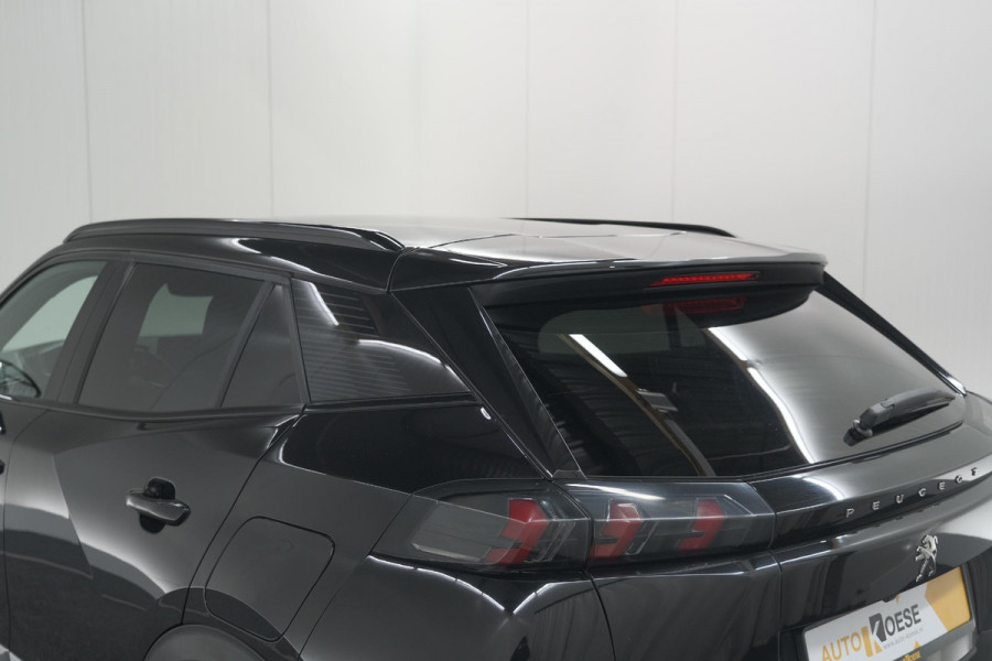 Peugeot 2008 PureTech 130 GT-Line | Camera | Adaptieve Cruise Control | Allseason Banden | Navigatie Peugeot 2008 PureTech 130 GT-Line | Camera | Adaptieve Cruise Control | Allseason Banden | Navigatie