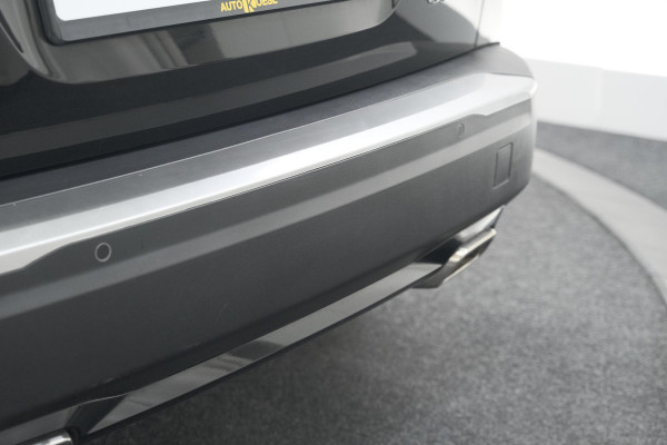 Peugeot 2008 PureTech 130 GT-Line | Camera | Adaptieve Cruise Control | Allseason Banden | Navigatie Peugeot 2008 PureTech 130 GT-Line | Camera | Adaptieve Cruise Control | Allseason Banden | Navigatie