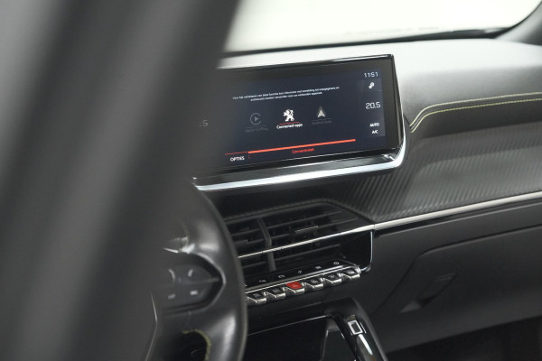 Peugeot 2008 PureTech 130 GT-Line | Camera | Adaptieve Cruise Control | Allseason Banden | Navigatie Peugeot 2008 PureTech 130 GT-Line | Camera | Adaptieve Cruise Control | Allseason Banden | Navigatie