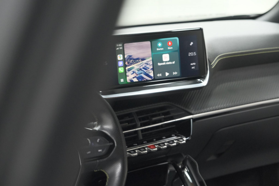 Peugeot 2008 PureTech 130 GT-Line | Camera | Adaptieve Cruise Control | Allseason Banden | Navigatie Peugeot 2008 PureTech 130 GT-Line | Camera | Adaptieve Cruise Control | Allseason Banden | Navigatie