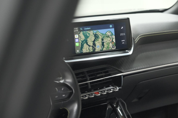 Peugeot 2008 PureTech 130 GT-Line | Camera | Adaptieve Cruise Control | Allseason Banden | Navigatie Peugeot 2008 PureTech 130 GT-Line | Camera | Adaptieve Cruise Control | Allseason Banden | Navigatie