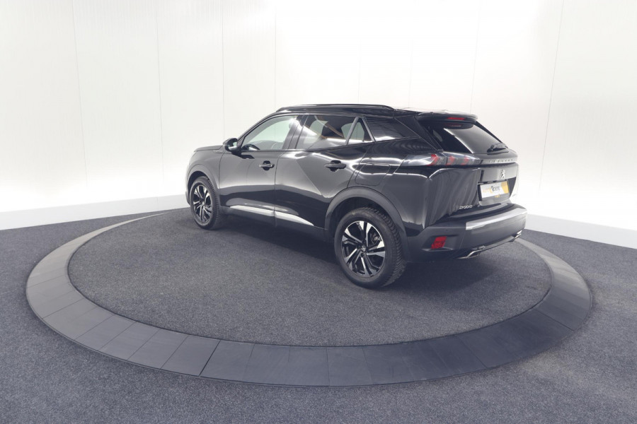 Peugeot 2008 PureTech 130 GT-Line | Camera | Adaptieve Cruise Control | Allseason Banden | Navigatie Peugeot 2008 PureTech 130 GT-Line | Camera | Adaptieve Cruise Control | Allseason Banden | Navigatie