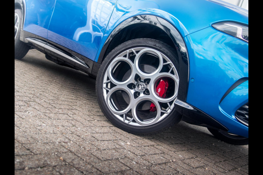 Alfa Romeo Tonale Plug-In Hybrid Q4 280pk Edizione Speciale | Technology Pack | Winter Pack | Blu Misano Alfa Romeo Tonale Plug-In Hybrid Q4 280pk Edizione Speciale | Technology Pack | Winter Pack | Blu Misano