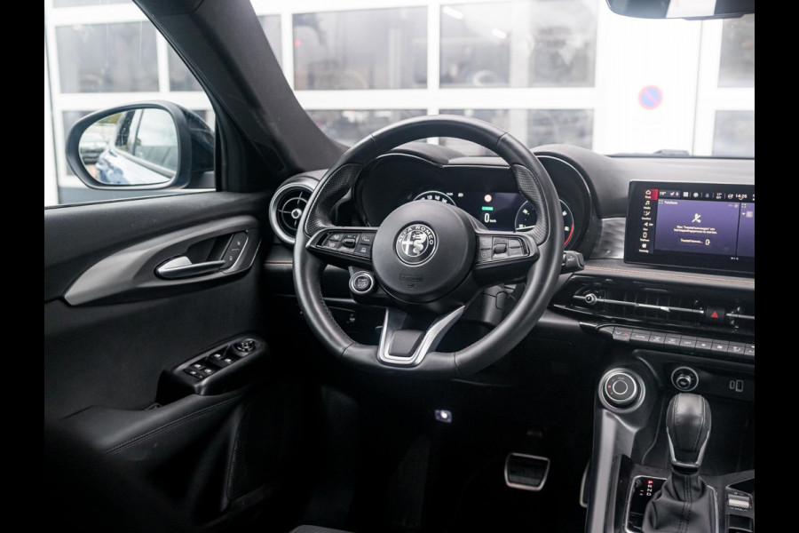 Alfa Romeo Tonale Plug-In Hybrid Q4 280pk Edizione Speciale | Technology Pack | Winter Pack | Blu Misano Alfa Romeo Tonale Plug-In Hybrid Q4 280pk Edizione Speciale | Technology Pack | Winter Pack | Blu Misano