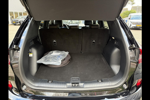 Ford Kuga 2.5 PHEV ST-Line X | 243pk | Driver Assistance Pack | Winterpack | Wegklapbare Trekhaak | Technology Pack | Agate Black Ford Kuga 2.5 PHEV ST-Line X | 243pk | Driver Assistance Pack | Winterpack | Wegklapbare Trekhaak | Technology Pack | Agate Black
