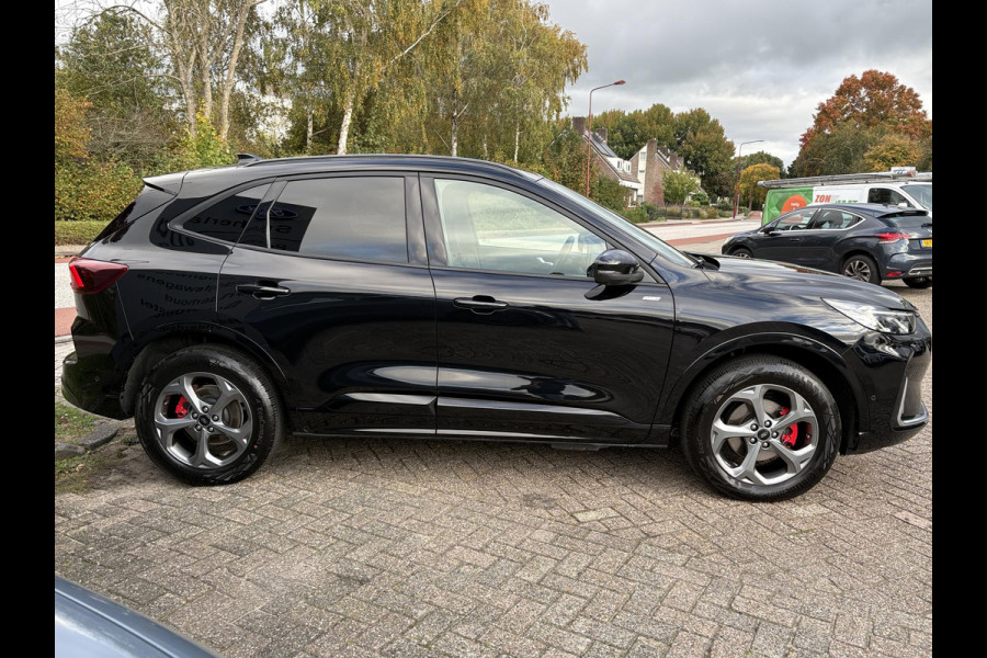 Ford Kuga 2.5 PHEV ST-Line X | 243pk | Driver Assistance Pack | Winterpack | Wegklapbare Trekhaak | Technology Pack | Agate Black Ford Kuga 2.5 PHEV ST-Line X | 243pk | Driver Assistance Pack | Winterpack | Wegklapbare Trekhaak | Technology Pack | Agate Black