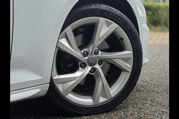 Audi A4 Avant 40 TFSI S line |PANODAK|ACC|VIRT.DASH Audi A4 Avant 40 TFSI S line |PANODAK|ACC|VIRT.DASH