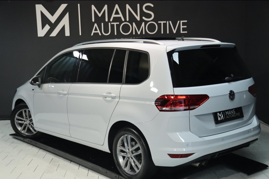Volkswagen Touran 1.4 TSI 7p / PANODAK / ADAPT CRUISE / TREKHAAK ELEK / CAMERA Volkswagen Touran 1.4 TSI 7p / PANODAK / ADAPT CRUISE / TREKHAAK ELEK / CAMERA