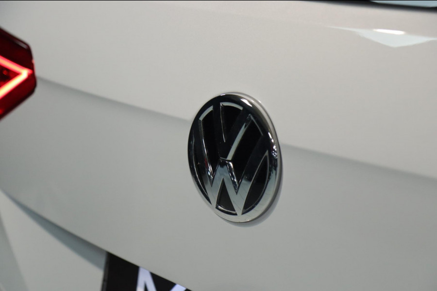 Volkswagen Touran 1.4 TSI 7p / PANODAK / ADAPT CRUISE / TREKHAAK ELEK / CAMERA Volkswagen Touran 1.4 TSI 7p / PANODAK / ADAPT CRUISE / TREKHAAK ELEK / CAMERA