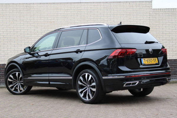 Volkswagen Tiguan Allspace 1.5 TSI R-Line 7p. | Panoramadak | Trekhaak | Navigatie | Adaptieve cruise Volkswagen Tiguan Allspace 1.5 TSI R-Line 7p. | Panoramadak | Trekhaak | Navigatie | Adaptieve cruise