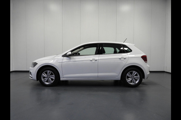 Volkswagen Polo 1.0 TSI Comfortline NAVI/AIRCO/ADAPT.CRUISE/15"LMV! Volkswagen Polo 1.0 TSI Comfortline NAVI/AIRCO/ADAPT.CRUISE/15"LMV!