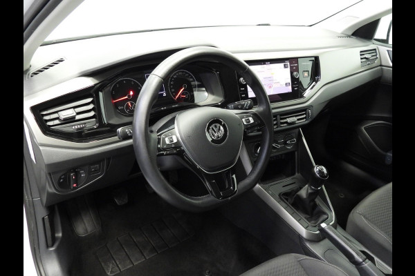 Volkswagen Polo 1.0 TSI Comfortline NAVI/AIRCO/ADAPT.CRUISE/15"LMV! Volkswagen Polo 1.0 TSI Comfortline NAVI/AIRCO/ADAPT.CRUISE/15"LMV!