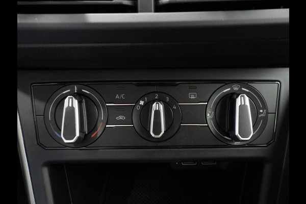 Volkswagen Polo 1.0 TSI Comfortline NAVI/AIRCO/ADAPT.CRUISE/15"LMV! Volkswagen Polo 1.0 TSI Comfortline NAVI/AIRCO/ADAPT.CRUISE/15"LMV!