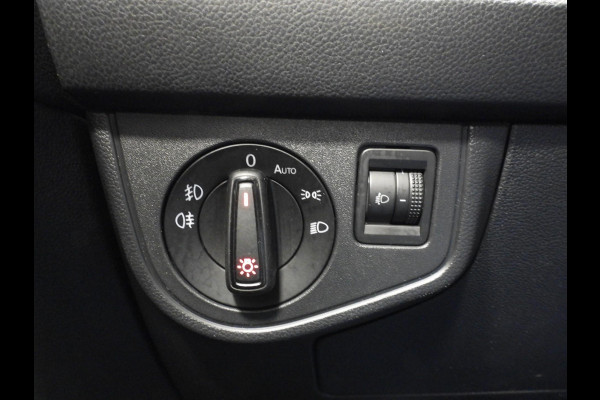 Volkswagen Polo 1.0 TSI Comfortline NAVI/AIRCO/ADAPT.CRUISE/15"LMV! Volkswagen Polo 1.0 TSI Comfortline NAVI/AIRCO/ADAPT.CRUISE/15"LMV!