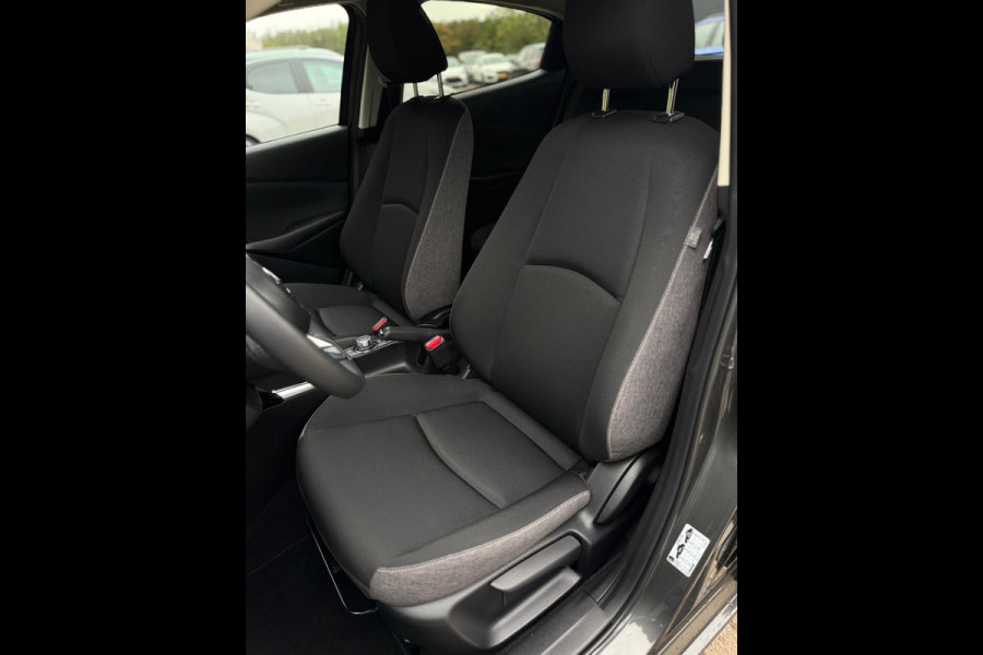 Mazda 2 1.5 e-SkyActiv-G 90 Exclusive-Line Camera CarPlay Mazda 2 1.5 e-SkyActiv-G 90 Exclusive-Line Camera CarPlay