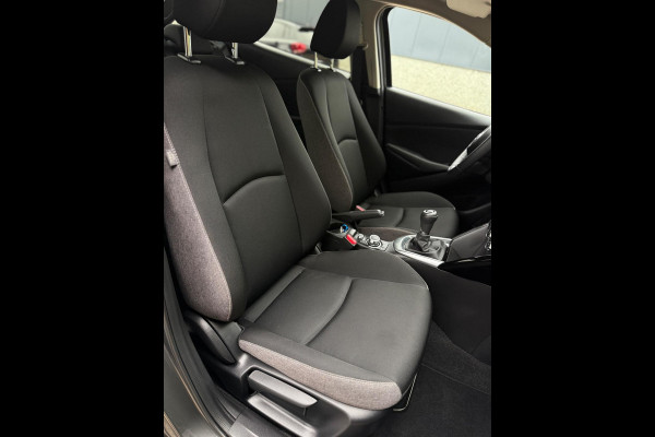 Mazda 2 1.5 e-SkyActiv-G 90 Exclusive-Line Camera CarPlay Mazda 2 1.5 e-SkyActiv-G 90 Exclusive-Line Camera CarPlay