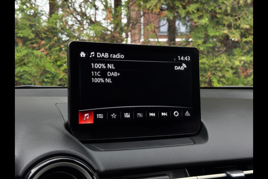 Mazda 2 1.5 e-SkyActiv-G 90 Exclusive-Line Camera CarPlay Mazda 2 1.5 e-SkyActiv-G 90 Exclusive-Line Camera CarPlay