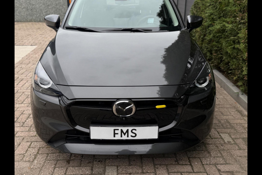 Mazda 2 1.5 e-SkyActiv-G 90 Exclusive-Line Camera CarPlay Mazda 2 1.5 e-SkyActiv-G 90 Exclusive-Line Camera CarPlay