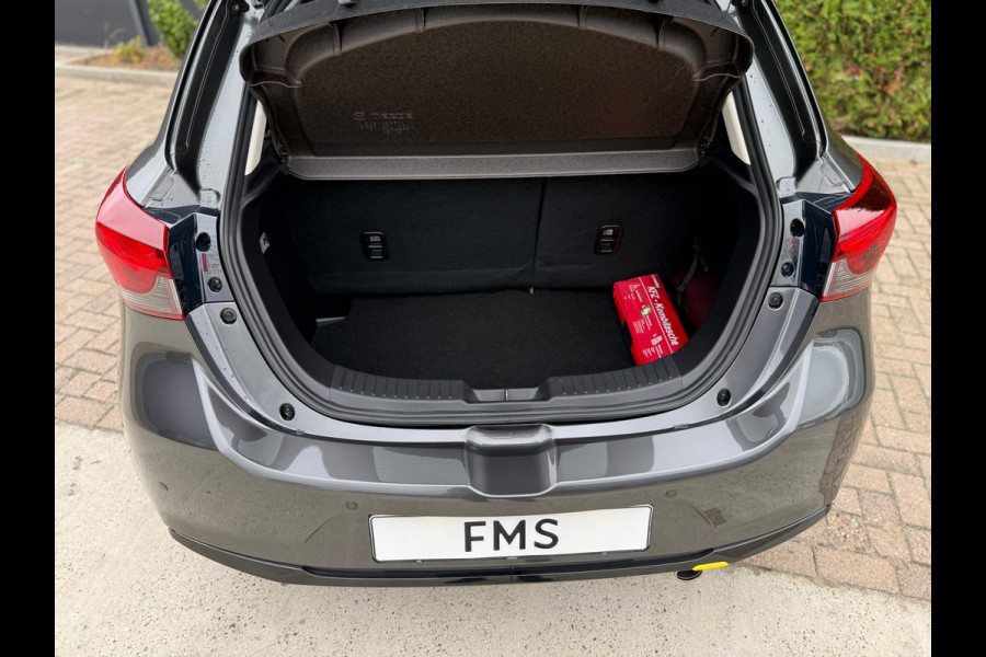 Mazda 2 1.5 e-SkyActiv-G 90 Exclusive-Line Camera CarPlay Mazda 2 1.5 e-SkyActiv-G 90 Exclusive-Line Camera CarPlay