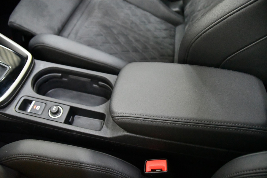 Audi A3 Sportback 2.5 TFSI RS 3 quattro Pano/Sfeer/Matrix/Keyless