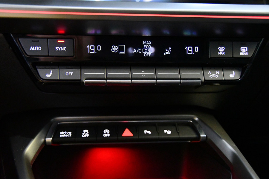 Audi A3 Sportback 2.5 TFSI RS 3 quattro Pano/Sfeer/Matrix/Keyless