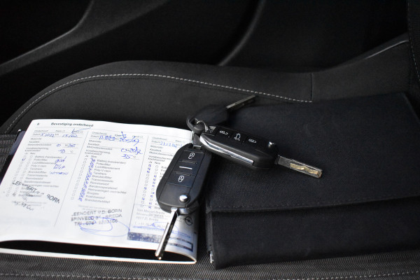 Opel Corsa 1.2 EDITION CRUISE/AIRCO/CARPLAY Opel Corsa 1.2 EDITION CRUISE/AIRCO/CARPLAY