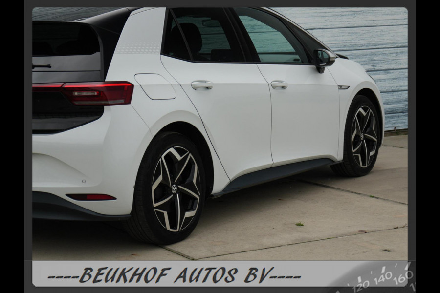 Volkswagen ID.3 First Plus 58 kWh Carplay Cruise Soh 91.8% Volkswagen ID.3 First Plus 58 kWh Carplay Cruise Soh 91.8%