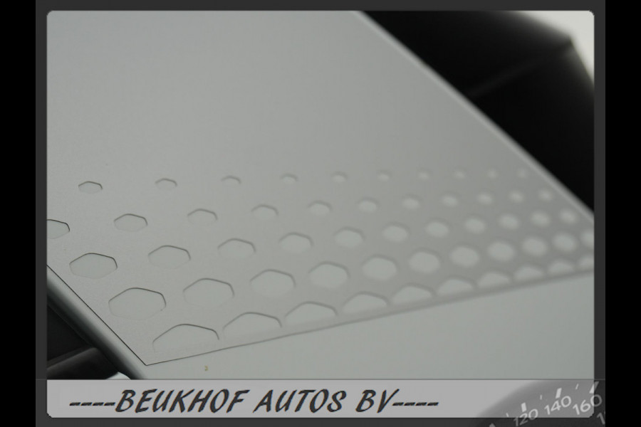 Volkswagen ID.3 First Plus 58 kWh Carplay Cruise Soh 91.8% Volkswagen ID.3 First Plus 58 kWh Carplay Cruise Soh 91.8%