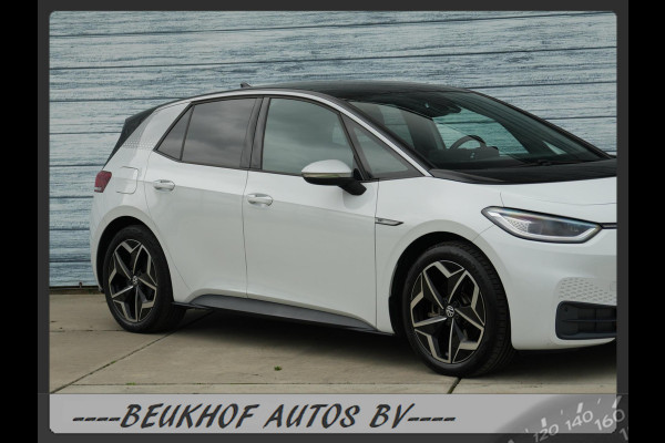 Volkswagen ID.3 First Plus 58 kWh Carplay Cruise Soh 91.8% Volkswagen ID.3 First Plus 58 kWh Carplay Cruise Soh 91.8%