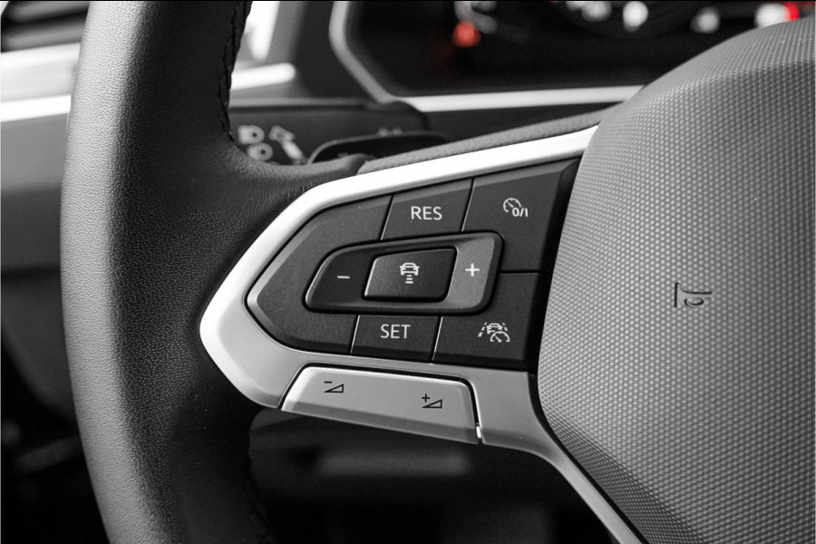 Volkswagen Tiguan 1.5 TSI Life Elegance ACC Winter Pack Suzuka 19" Trekhaak Volkswagen Tiguan 1.5 TSI Life Elegance ACC Winter Pack Suzuka 19" Trekhaak