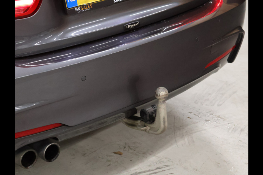 BMW 3-serie 330i Centennial Executive M Sport [GROOT NAVIGATIE, TREKHAAK, ALCANTARA SPORTSTOELEN, SPORTSTUUR, PDC V+A, BLUETOOTH, CLIMATE CONTROL, NIEUWSTAAT]