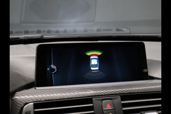 BMW 3-serie 330i Centennial Executive M Sport [GROOT NAVIGATIE, TREKHAAK, ALCANTARA SPORTSTOELEN, SPORTSTUUR, PDC V+A, BLUETOOTH, CLIMATE CONTROL, NIEUWSTAAT]