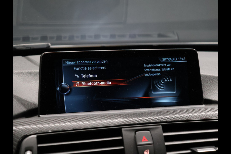 BMW 3-serie 330i Centennial Executive M Sport [GROOT NAVIGATIE, TREKHAAK, ALCANTARA SPORTSTOELEN, SPORTSTUUR, PDC V+A, BLUETOOTH, CLIMATE CONTROL, NIEUWSTAAT]