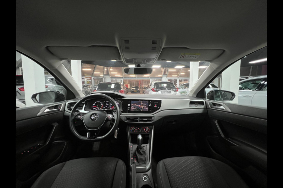 Volkswagen Polo 1.0 TSI | PDC | Stoelverwarming | Carplay |