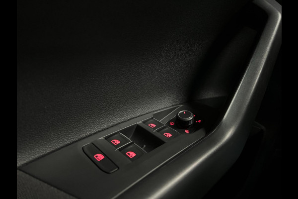 Volkswagen Polo 1.0 TSI | PDC | Stoelverwarming | Carplay |