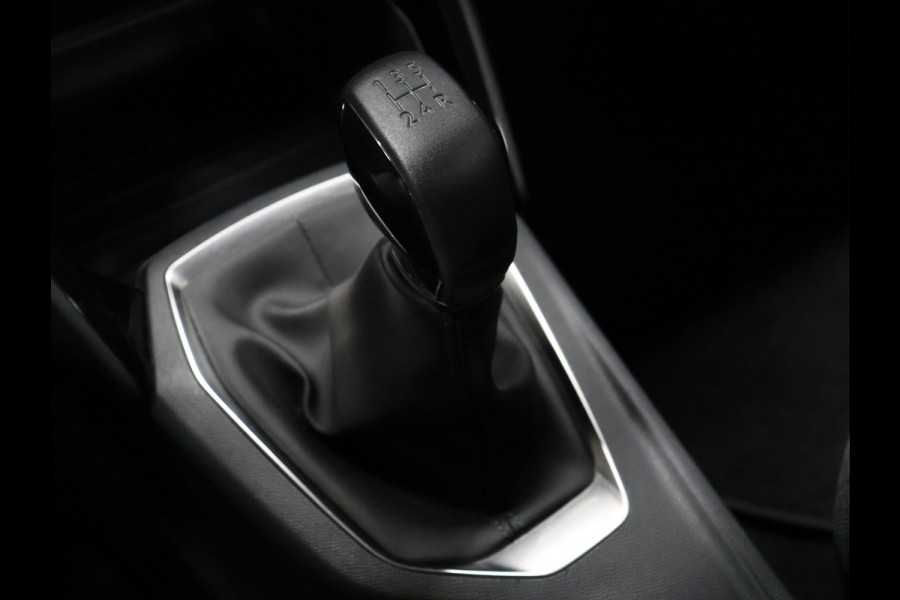 Peugeot 208 1.2 PureTech Active [CRUISE CONTROL, APPLE CARPLAY, ANDROID AUTO, AIRCONDITIONING, NAVIGATIE, NIEUWSTAAT]