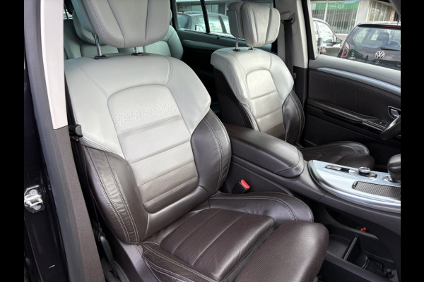 Renault Espace 1.6 dCi Initiale Paris 7 persoons