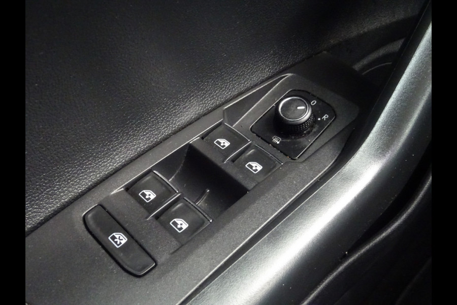 Volkswagen Polo 1.5 TSI Highline Business R * PANORAMADAK * VIRTUAL * CARPLAY !! Volkswagen Polo 1.5 TSI Highline Business R * PANORAMADAK * VIRTUAL * CARPLAY !!