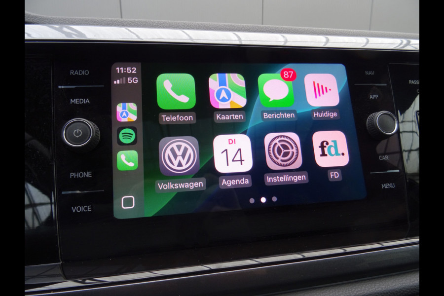 Volkswagen Polo 1.5 TSI Highline Business R * PANORAMADAK * VIRTUAL * CARPLAY !! Volkswagen Polo 1.5 TSI Highline Business R * PANORAMADAK * VIRTUAL * CARPLAY !!