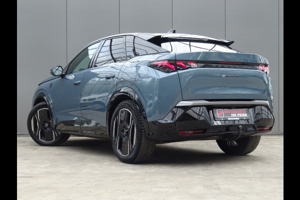 Peugeot E-3008 GT Avantage 210 73 kWh * WARMTEPOMP * 4 SEIZOENSBANDEN !! Peugeot E-3008 GT Avantage 210 73 kWh * WARMTEPOMP * 4 SEIZOENSBANDEN !!