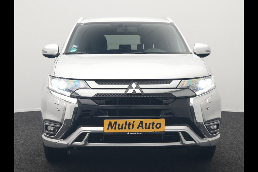 Mitsubishi Outlander 2.4 Intense+ Plug In Hybrid 225pk Dealer O.H PHEV | Trekhaak Af Fabriek | 360 Camera | Lederen Sportstoelen Verwarmd | Apple Carplay | Blis | Cruise Control | Navigatie | Keyless | DAB | 18" L.M |