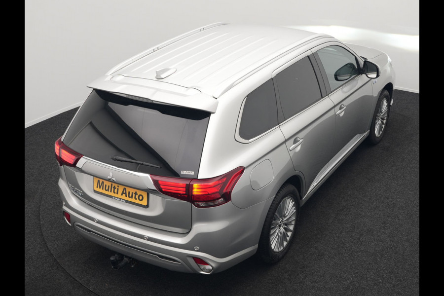 Mitsubishi Outlander 2.4 Intense+ Plug In Hybrid 225pk Dealer O.H PHEV | Trekhaak Af Fabriek | 360 Camera | Lederen Sportstoelen Verwarmd | Apple Carplay | Blis | Cruise Control | Navigatie | Keyless | DAB | 18" L.M |