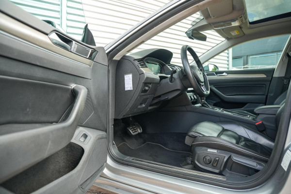 Volkswagen Arteon 2.0 TDI Elegance Business Panoramadak HeadUp Adapt. Cruise Dynaudio Keyless Leer Ergo 19''LM